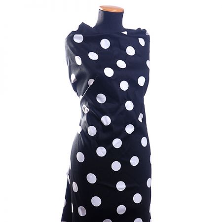 Pružná bavlněná látky vzor puntík bílá/černá