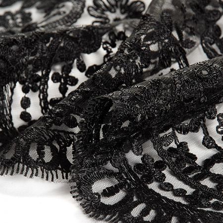 Krajka lem výšivka na tylu černá