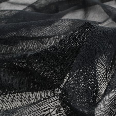 Tyl bavlněný šatový černé barvy