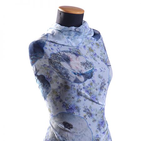 Žoržet romantický motiv francouzský styl modrá