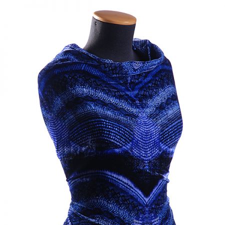 Hedvábný samet krajkový motiv vlnek