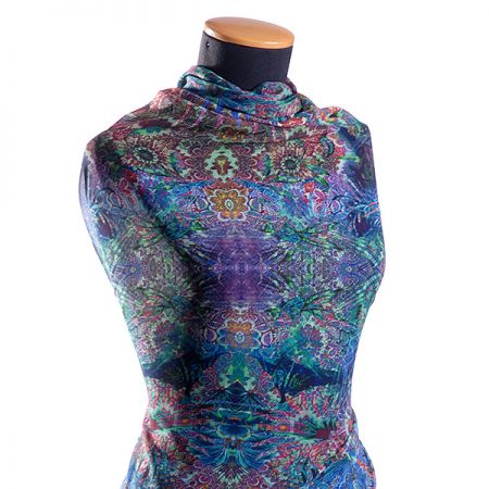 Žoržet nevšední abstraktní motiv zelená