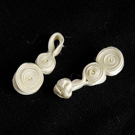 Japonské zapínání "knoflík" šnek slonová kost