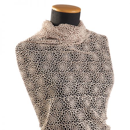 Efektní hrubá krajka vzor květů béžová