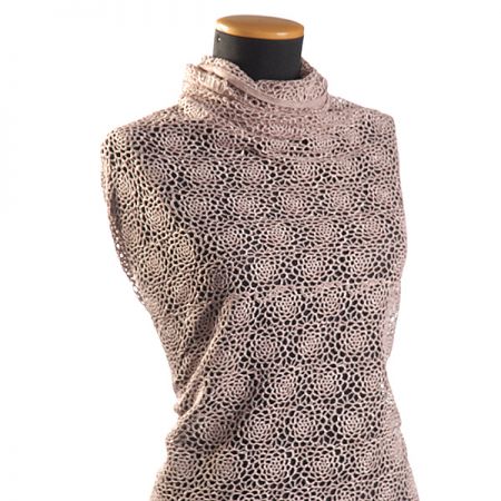 Efektní hrubá krajka vzor květy starorůžová