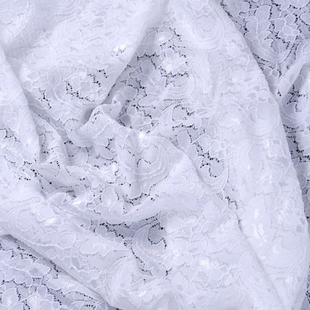 Krajka lístky bílá