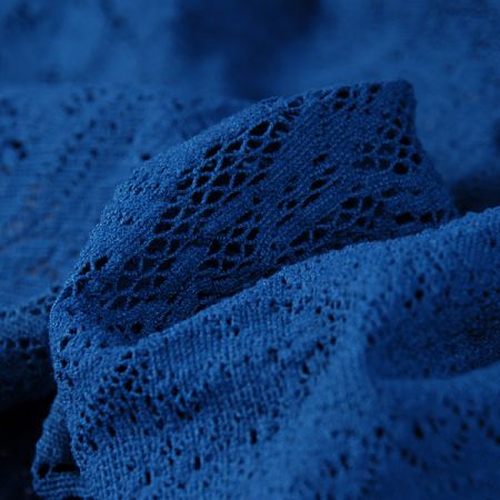 Efektní pružná krajka petrolejové barvy