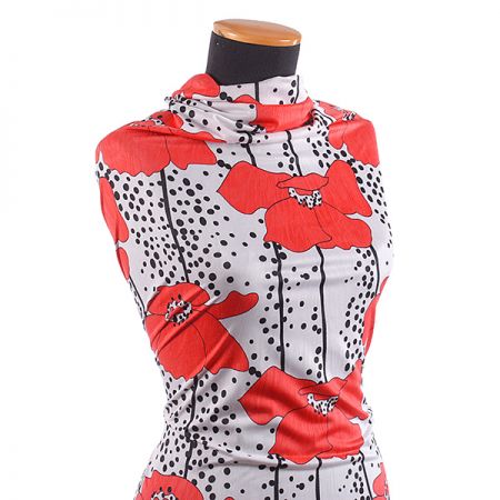 Letní úplet digitální tisk motiv puntíky a vlčí máky