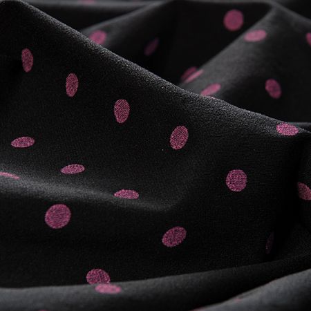 Žoržetový úplet vzor puntík starorůžová/černá
