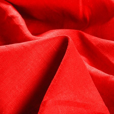 Len střední síly tmavě červený