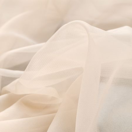 Tyl pružný jemný tělový