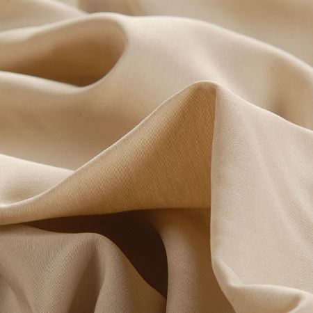 Viskozová košilová látka jemná pastel béžová