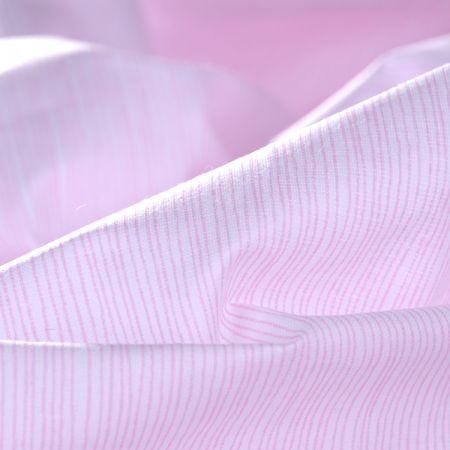 Bavlněná látka tisk nerovný proužek růžový