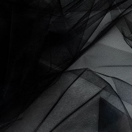 Tyl jemný šíře 300cm černý