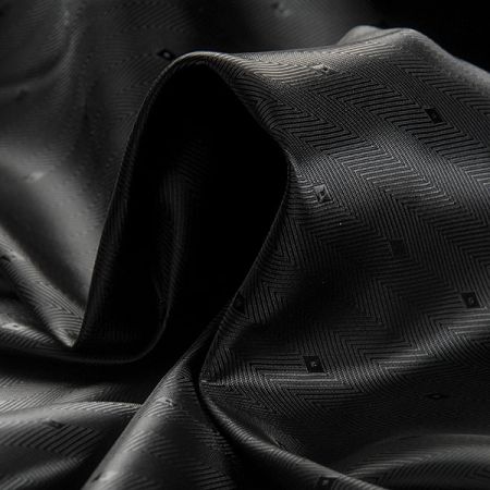 Podšívka vzor rybí kost černá