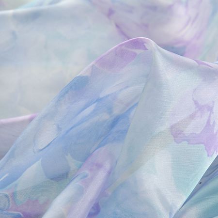 Organza tisk květin modrá/fialová