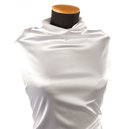 Pružný satén hladký slonová kost II.jakost