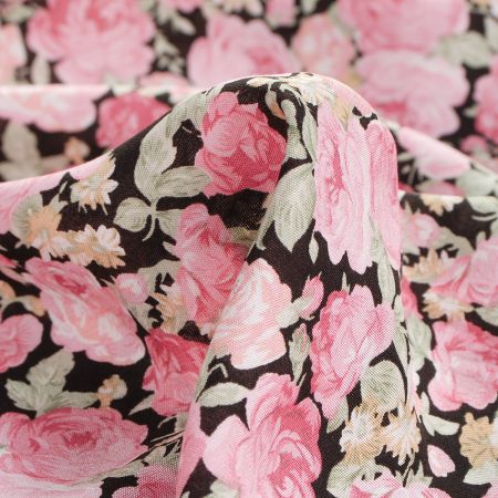 Viskozová šatová látka květy růží