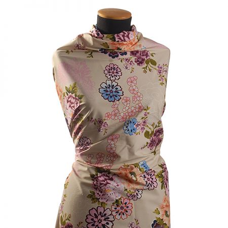 Pružná bavlněná látka květy II.jakost