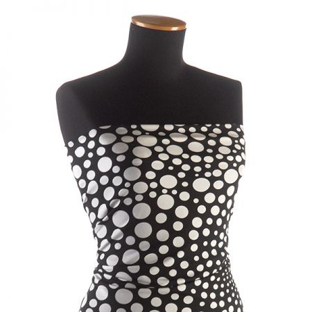 Úplet žoržetový jemný puntíky bílé