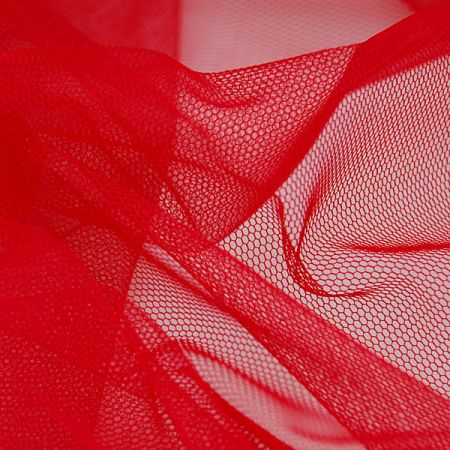 Tyl pružný jemný tmavší červené barvy