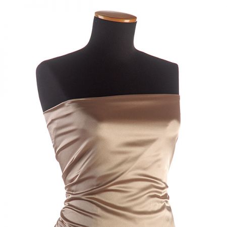 Satén nepružný béžové barvy