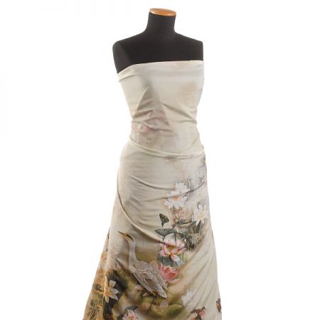 Krepdešín tisk leknín/volavka žlutozelený