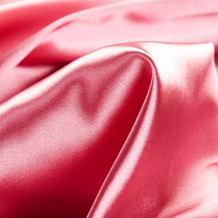 Satén pružný jemný tmavší růžová