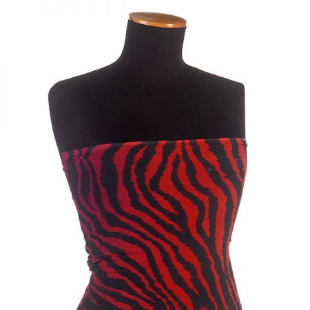 Žoržet digitální tisk zvířecí motiv červený/fialový