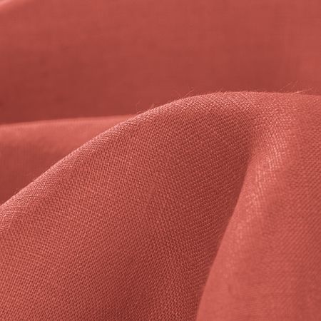 Len střední síly tm. lososové barvy