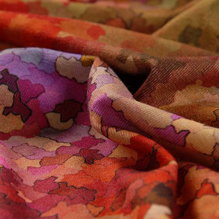 Viskozový úplet květinový motiv 