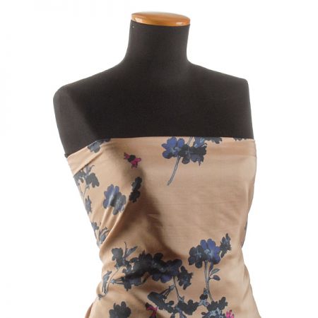 Hedvábná látka motiv květin béžová/smetanová II.jakost