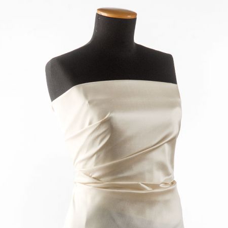 Dupin hedvábná látka vanilková