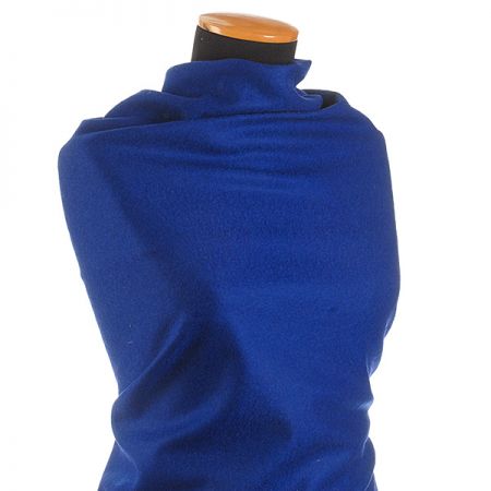 Vlněná pletenina s příměsí lamí vlny modrá