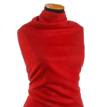 Vlněná pletenina s příměsí lamí vlny červená