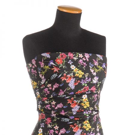 Hedvábí šatové drobné květy černé