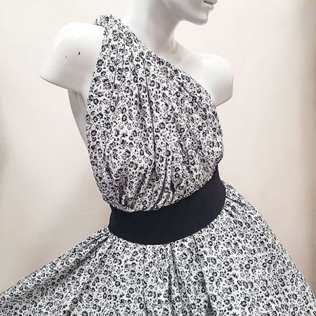 Viskozová šatovka drobný květ černobílá