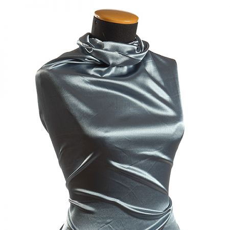 Satén taft pružný šedostříbrná