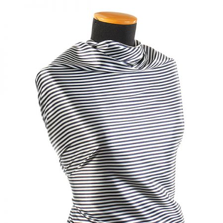 Atlas vzor proužek fialová/bílá