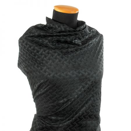 Brokát plastický geometrický vzor černý