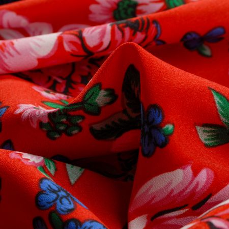 Žoržet mat Gipsy style bordura červený