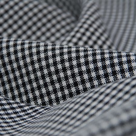 Bavlněná látka oboustranná kostka černá/bílá