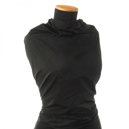 Taft hladký jemný černo-stříbrný