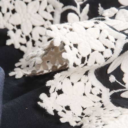 Krajka madeira bordura plastické květy/krajka modrá