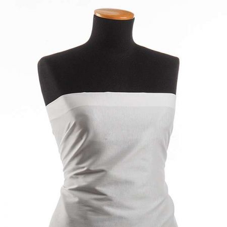 Taft hladký slonová kost II. jakost