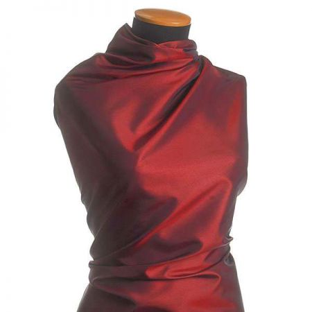 Taft hladký šanžán červenovínový