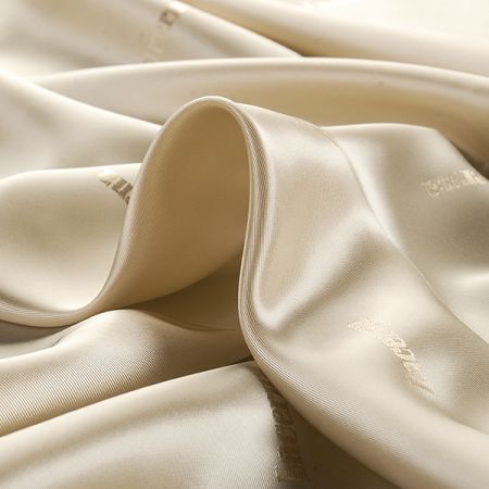 Podšívka žakárová kabátová smetanová