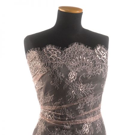 Krajka tylová jemná starorůžová 