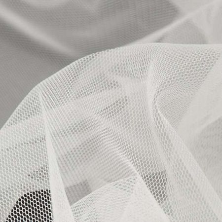 Tyl jemný světle šedý 280cm