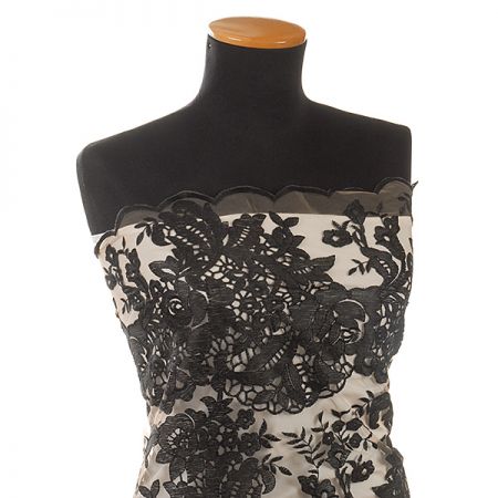 Pružná krajka černá/tělová